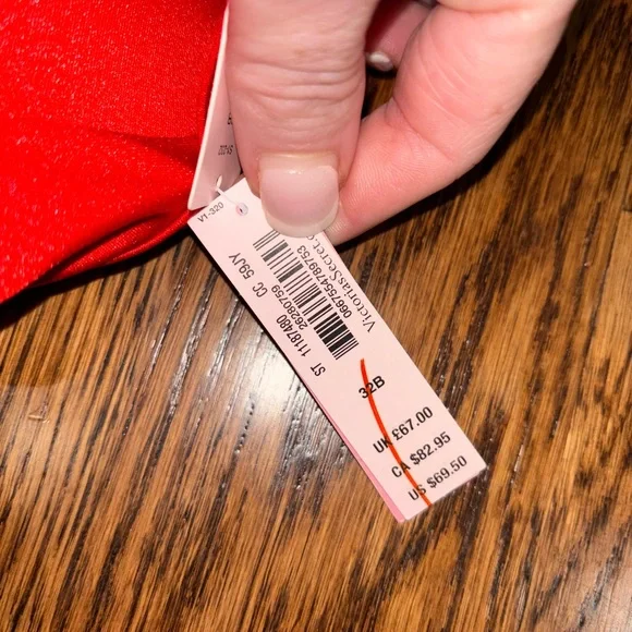 Victoria’s Secret  Red Push Up Shine Strap Bikini Top👙❤️ 32B NWT - Picture 3 of 6